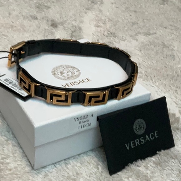 NWT Versace Greca Leather Metal Chocker! - Picture 2 of 15